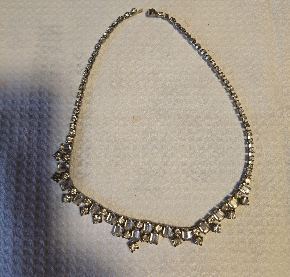 Stunning Silver Crystal Necklace